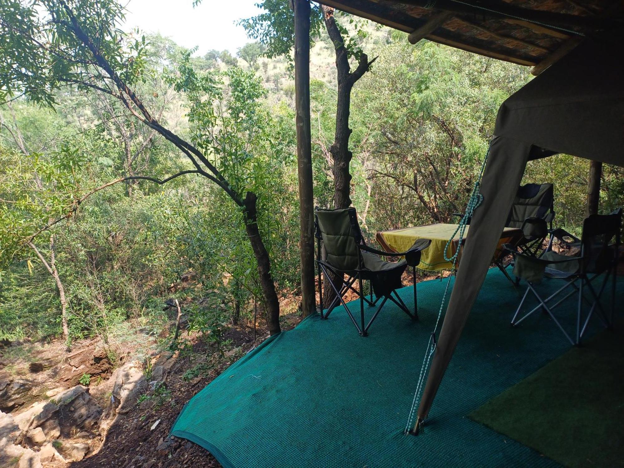 Adorable Unique Guest House - African Bush Feel Kalkheuvel Exterior photo